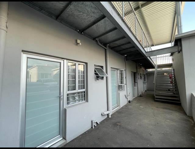 26 BEDROOM COMPLEX FOR SALE IN GLENWOOD